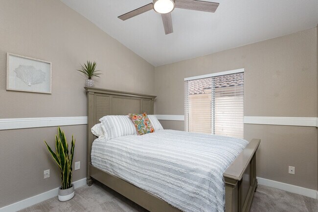 Building Photo - 7254 E Camino Del Monte