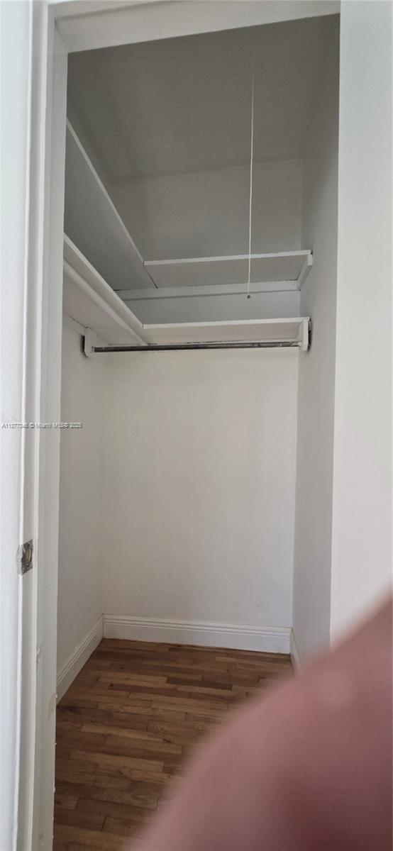 Building Photo - 3915 Ponce de Leon Blvd