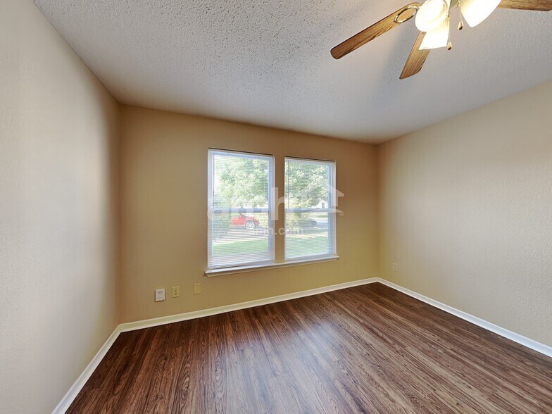 Building Photo - 12627 Justice Xing