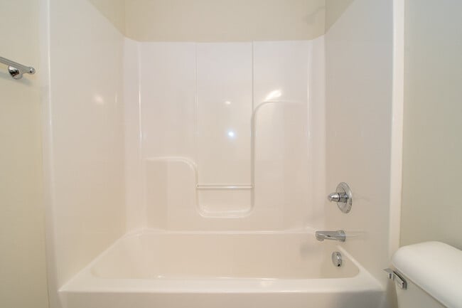 Building Photo - 992-C S Ash Ridge Dr