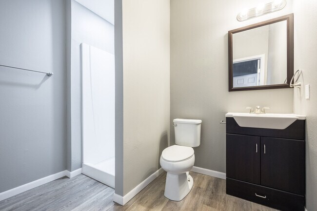 Building Photo - 1025 Whitaker Dr