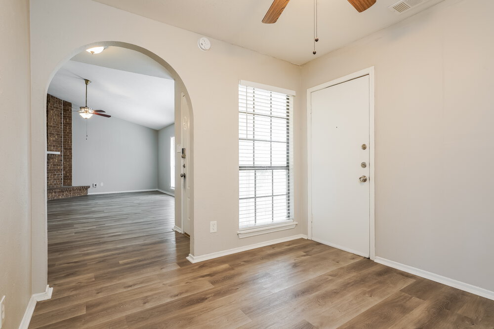 Building Photo - 1702 Clark Trail