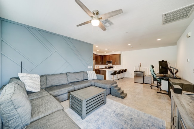 Building Photo - 4100 S Pinelake Way