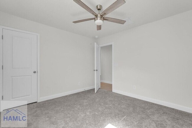 Building Photo - 268 Loblolly Ln