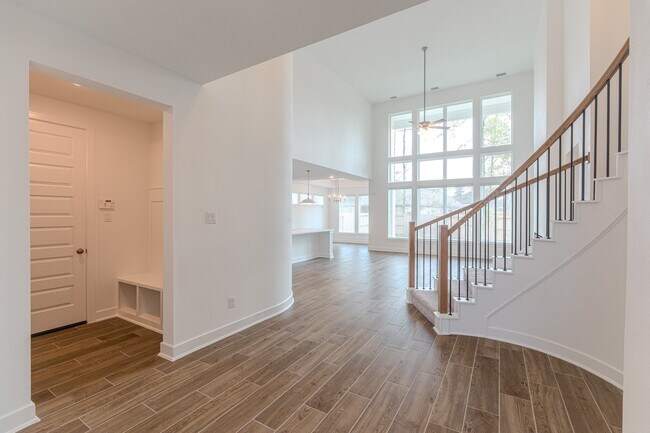 Building Photo - 215 Warbler Song Dr