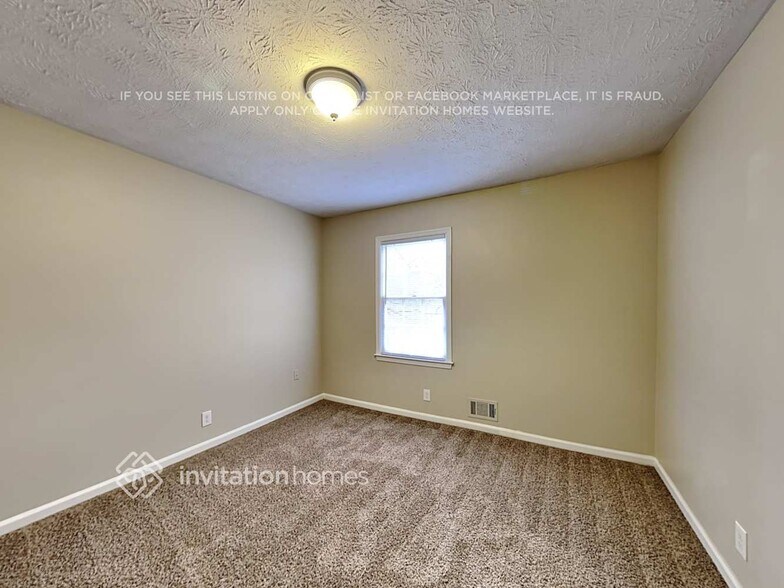 Building Photo - 1330 Timbercrest Ct