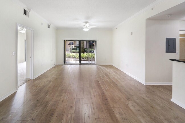 Building Photo - 4903 Midtown Ln