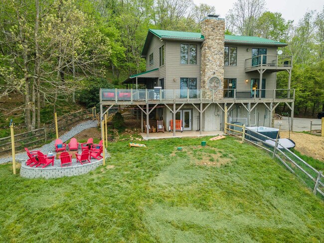 Building Photo - 36 Randall Dr