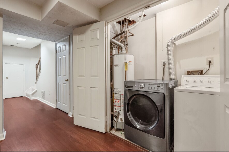 Building Photo - 7385 Hidden Knolls Ct