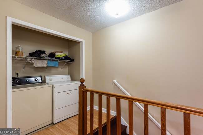 Building Photo - 664 Bellemeade Ave NW