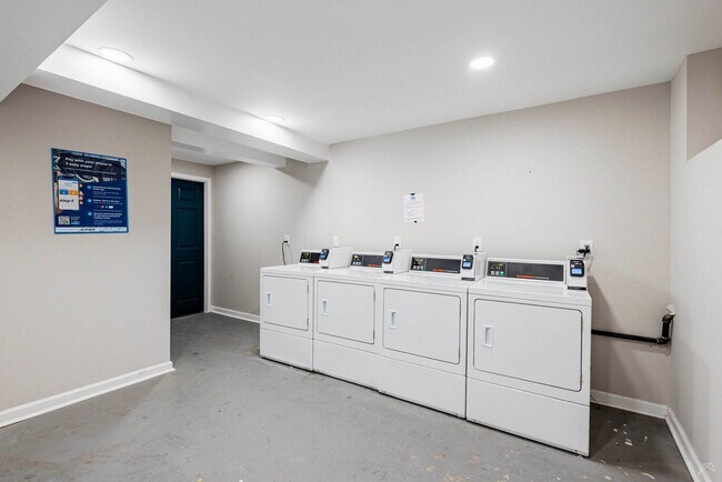 Building Photo - 1676 Briarcliff Rd NE