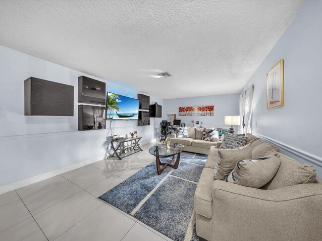 Building Photo - 2496 NW 99th Ave