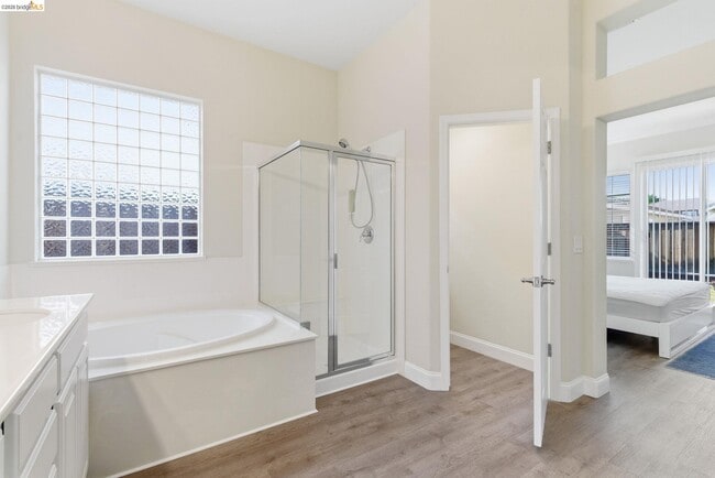 Building Photo - 1067 Somersby Way