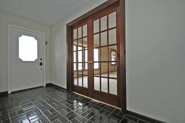 Building Photo - 4515 Drake Dr