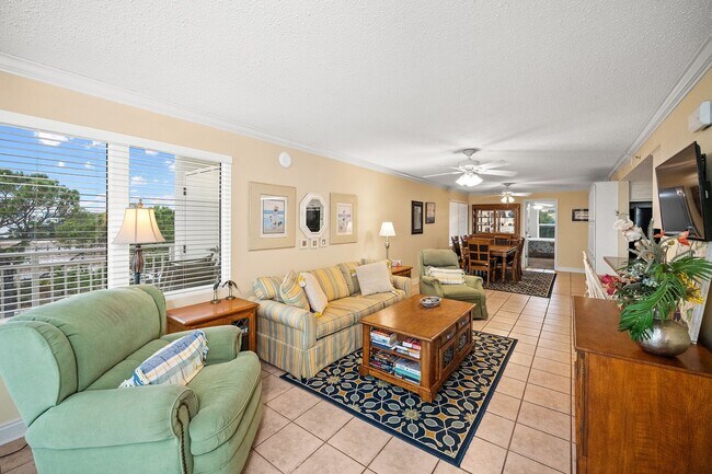 Building Photo - 4610 White Ave