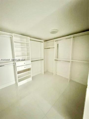 Building Photo - 400 Sunny Isles Blvd