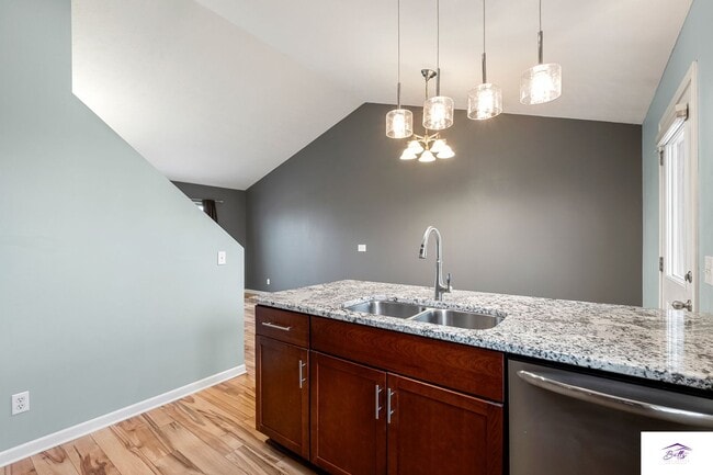 Building Photo - PENDING