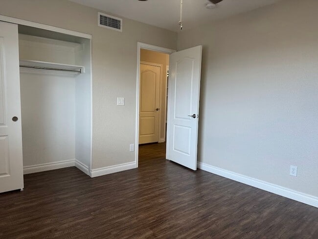 Building Photo - Luxury Scottsdale Rental with Chef’s Kitchen & 3-Car Garage