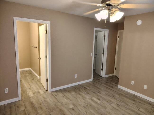 Building Photo - 1700 Joshua Pl