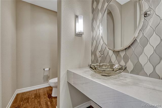 Building Photo - 9797 Sunset Hill Cir