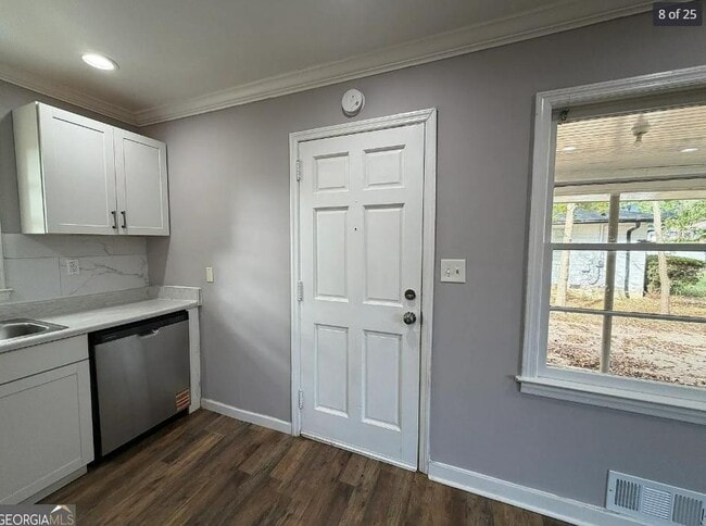 Building Photo - 109 Scarlett Dr