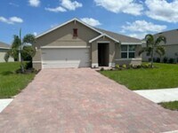 Building Photo - 2549 Village of Entrada St
