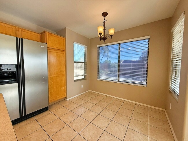 Building Photo - Well-maintained single-story home in the desirable Ashton Ranch community of Surprise.