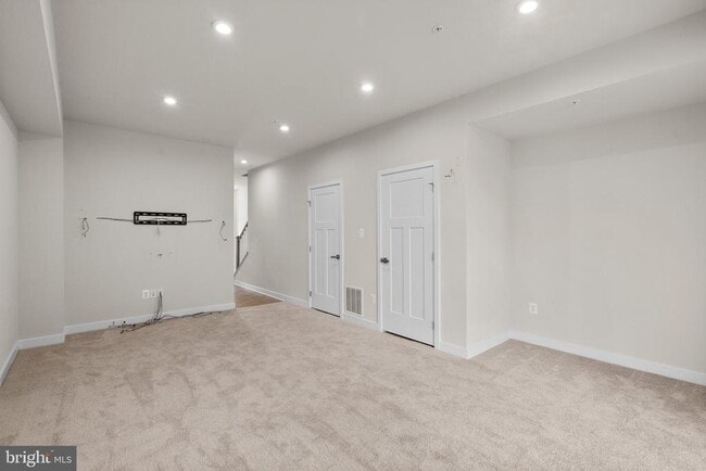 Building Photo - 7735 Steatite Ln