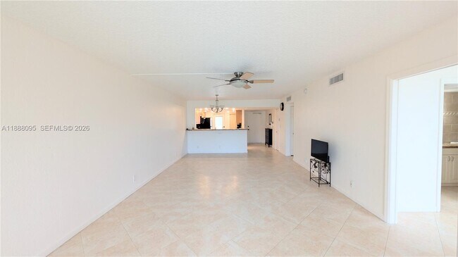 Building Photo - 3090 N Course Dr