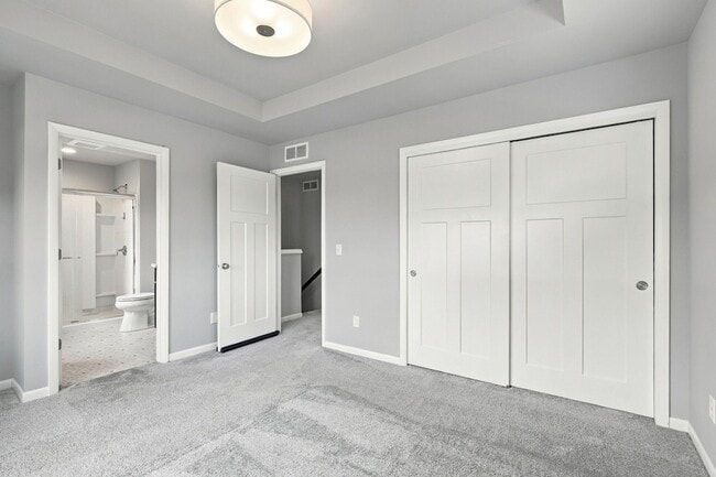 Building Photo - 6158 Driscoll Dr