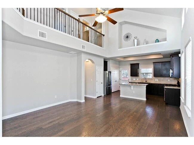 Building Photo - 9802 Tanglemede St