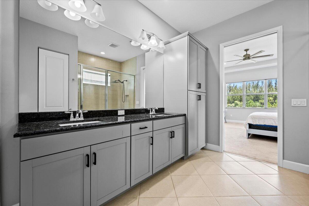 Building Photo - 15406 Goldfinch Cir