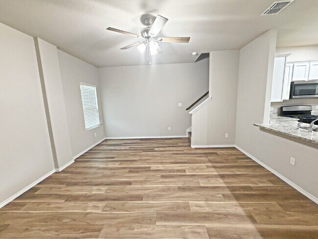 Building Photo - 258 Marigold Pl