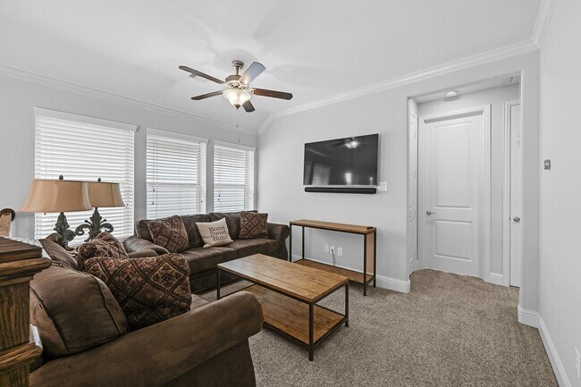Building Photo - 15 Dylan Branch Dr