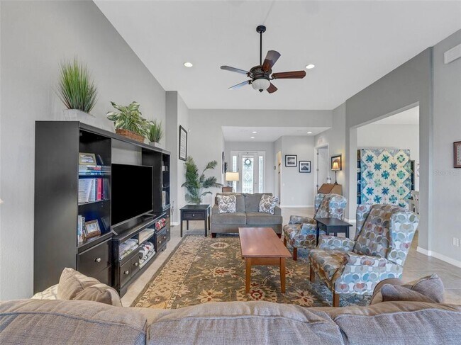 Building Photo - 296 Del Sol Ave