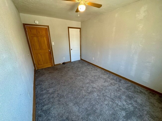 Building Photo - 732 Idlewood Ave