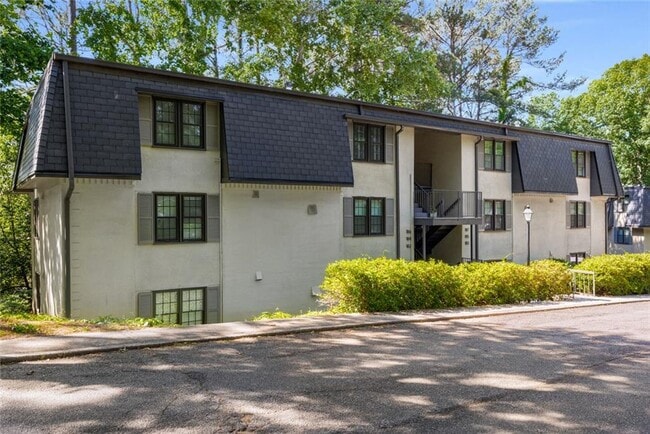 Building Photo - 183 Triumph Dr NW