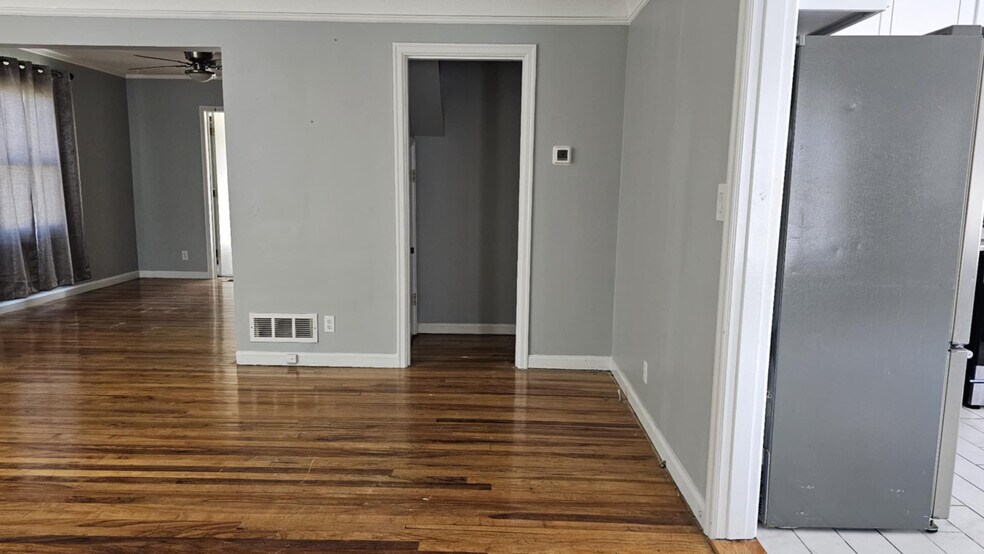 Building Photo - 2726 SE 165th Ave