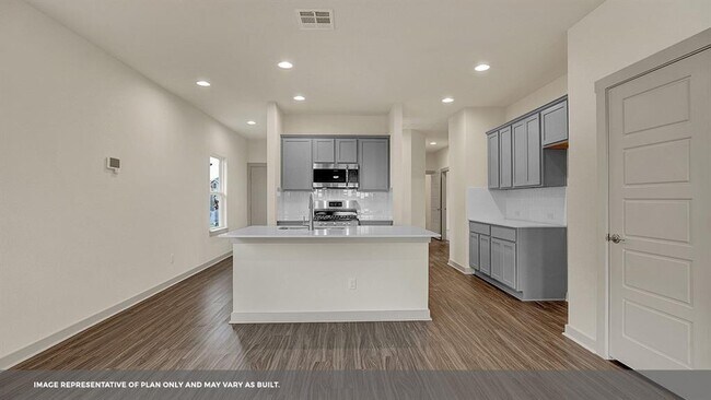Primary Photo - 10917 Tildon Ave