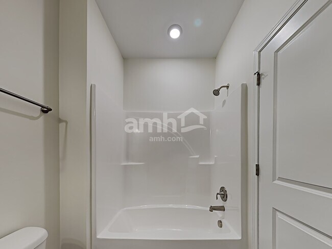 Building Photo - 4869 Chutney Dr