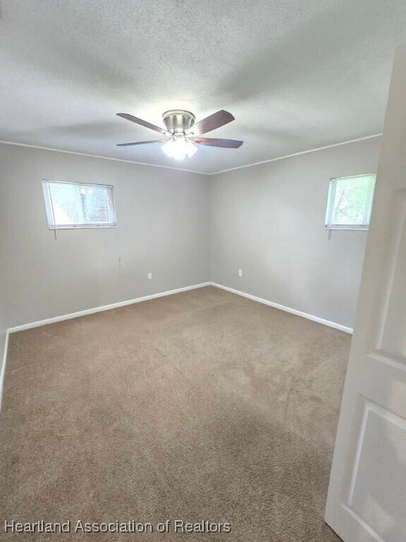 Building Photo - 2717 Queenswood Dr