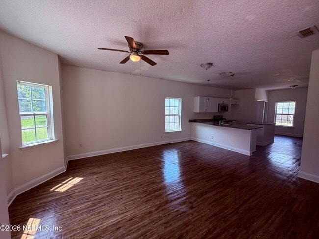 Building Photo - 6609 Osceola St