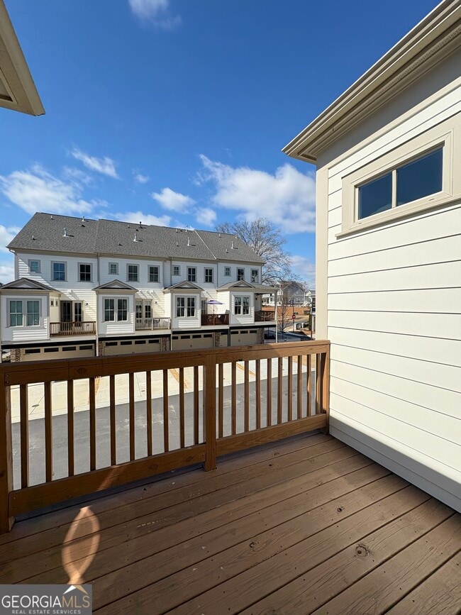 Building Photo - 1104 Thomas St