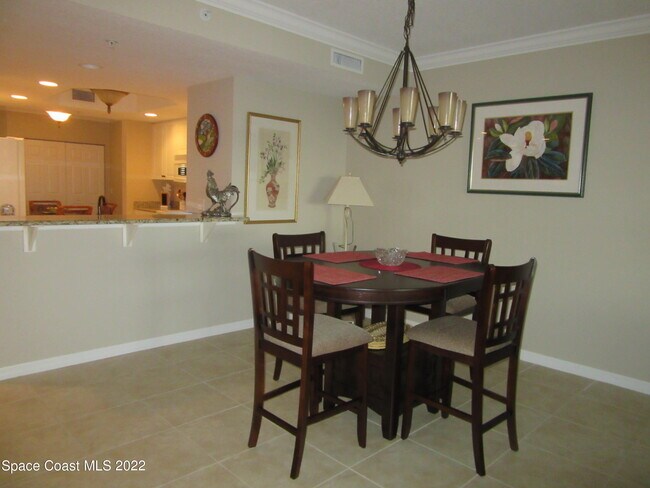 Building Photo - 8951 Lake Dr