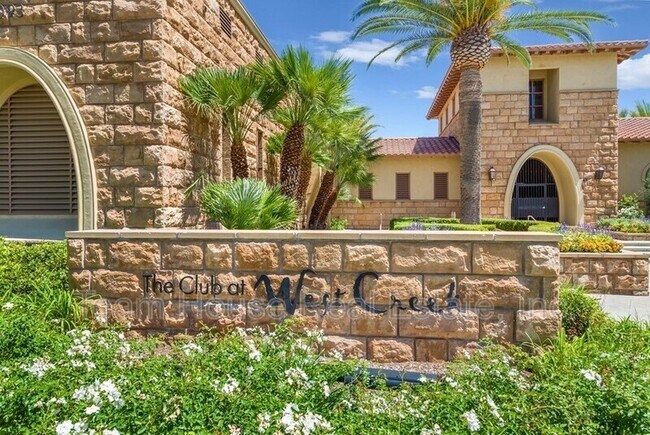 Building Photo - 23919 Brescia Dr