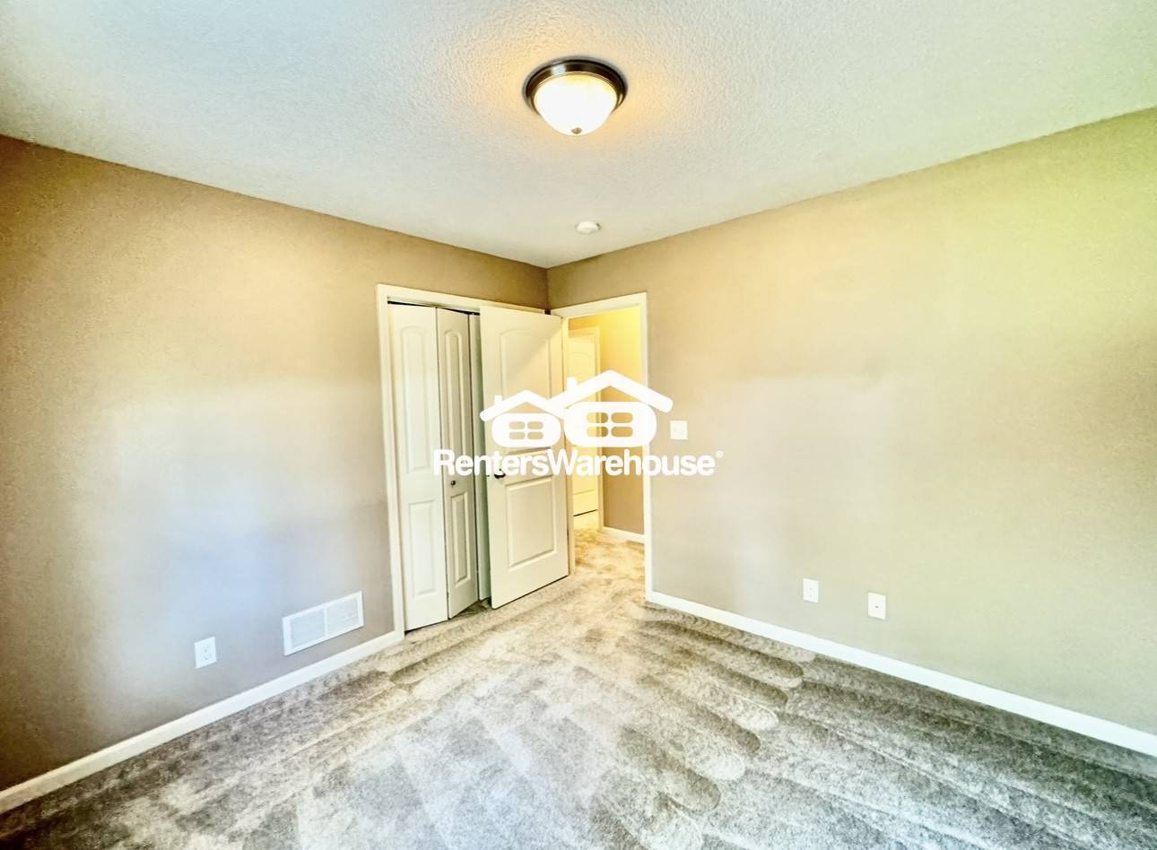 Building Photo - 2004 63rd St