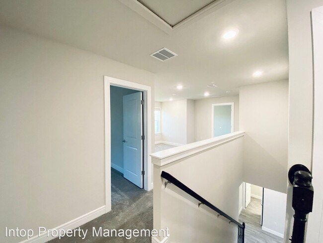 Building Photo - 4 br, 2.5 bath House - 4599 Gliding Wave St