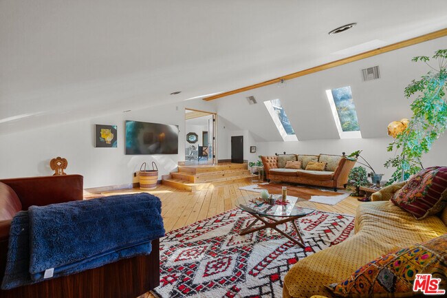 Building Photo - 20784 Medley Ln