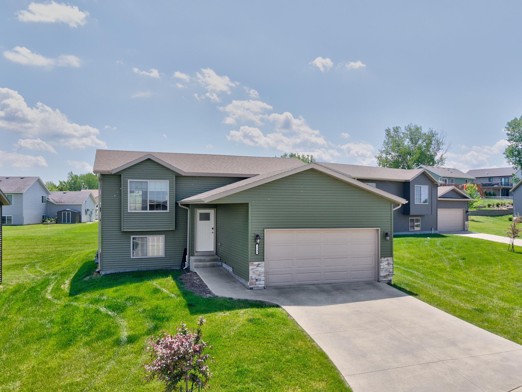 Building Photo - 3948 Orchardview Ln NW