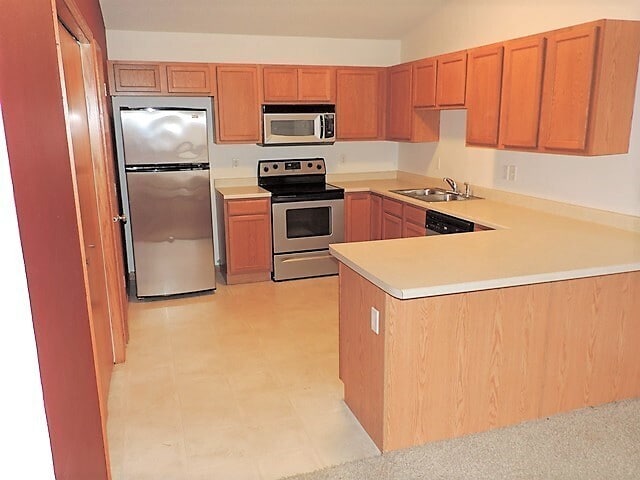 Building Photo - $1,200 | 2 Bedroom, 2 Bathroom Condo | No Pets | Coming Soon!